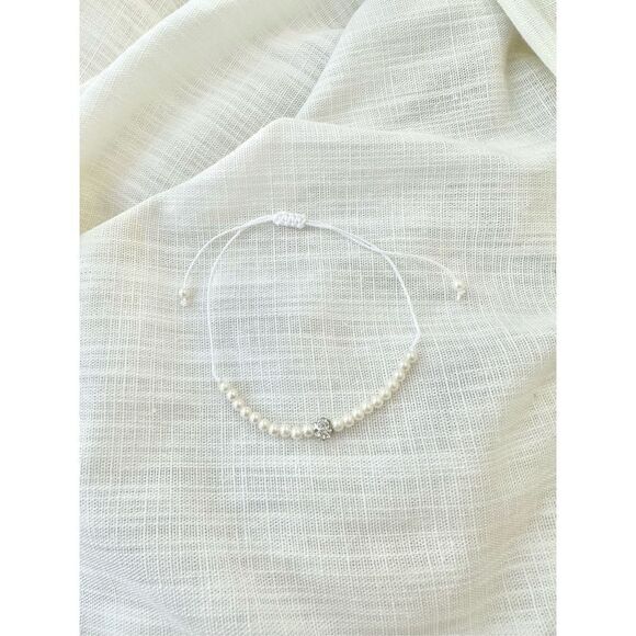 boutique Jewelry - Faux pearl with rhinestone friendship bracelet